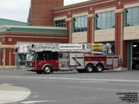701 - Drummondville, Quebec - �chelle 2007 E-One (95 ft) Ladder